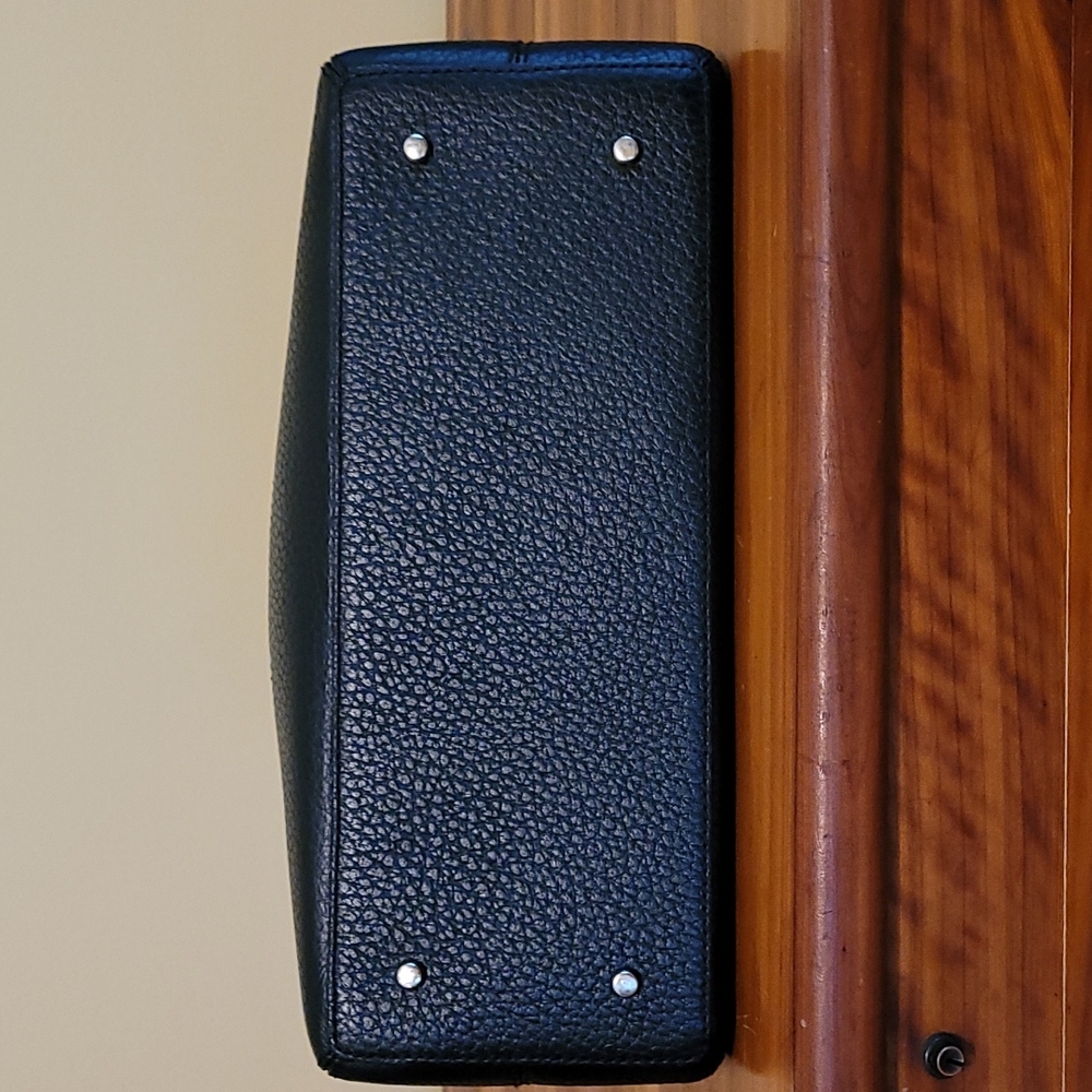 Kate Spade Purse - Picture 3 of 5